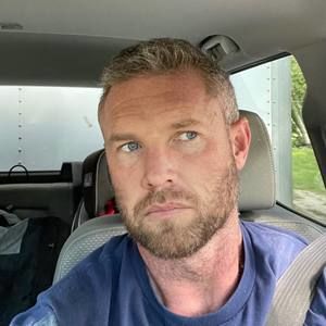 Meet your Posher, Adam